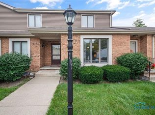 11091 Riverbend Ct E, Perrysburg, OH 43551