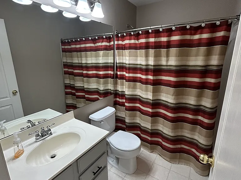 7648 Bridge Point Dr — Photo 17