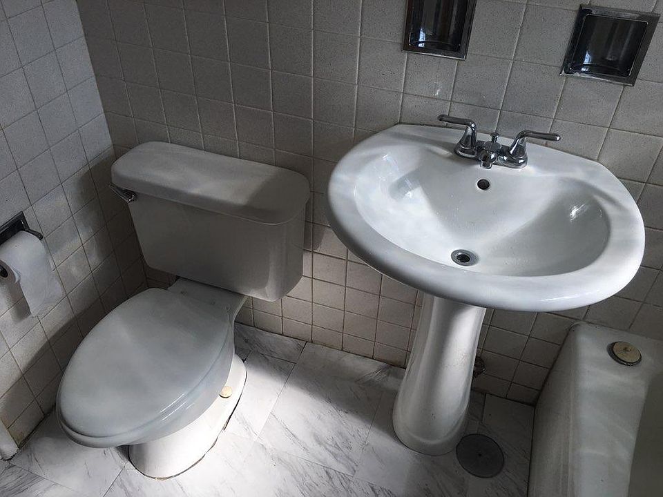 1st image of 12217 Longwood Dr APT 2