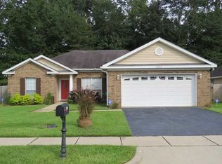 2205 Spring Grv E, Mobile, AL 36695