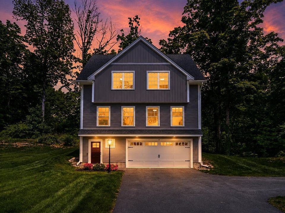 1st image of 32 Copley Drive