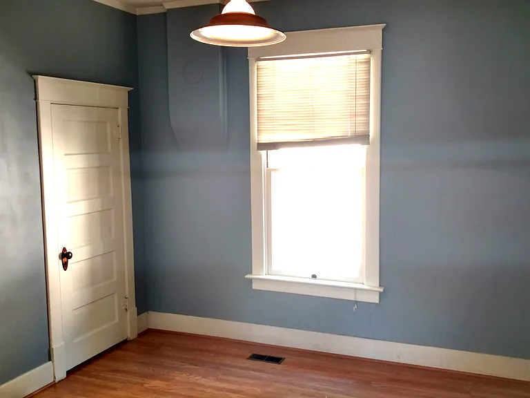 370 E Kensington Ave — Photo 17