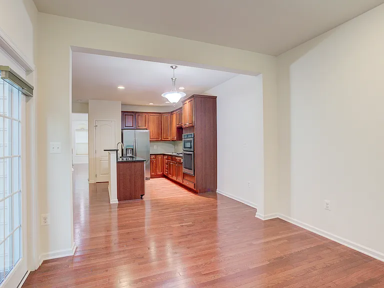 43276 Mitcham Sq — Photo 47