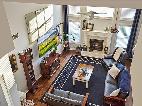 4th image of 2050 S Bailiwick Ln