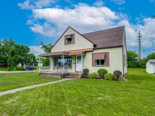 494 Terrace Dr, Bedford, OH 44146