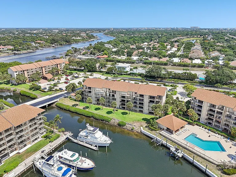 1601 Marina Isle Way #101 — Photo 27
