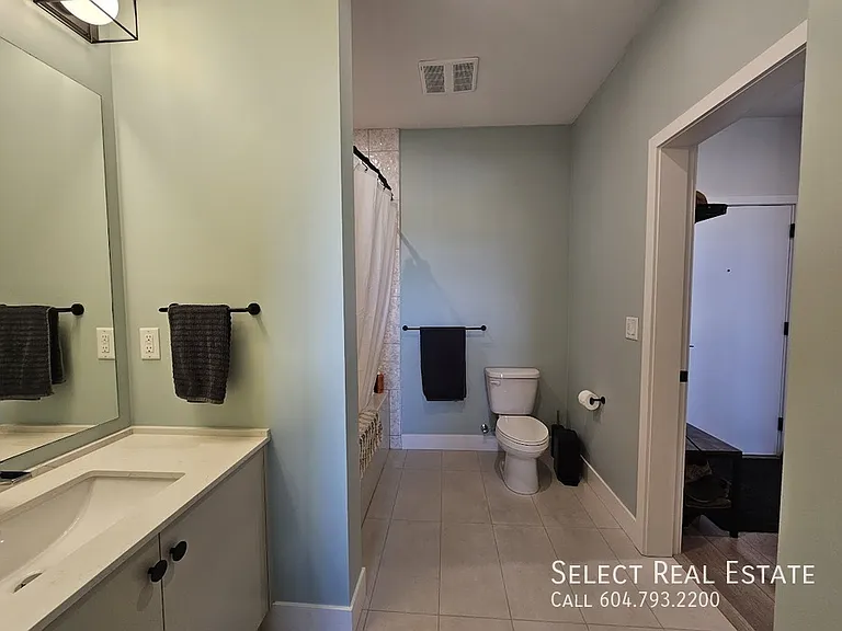 45511 Campus Dr #610 — Photo 6