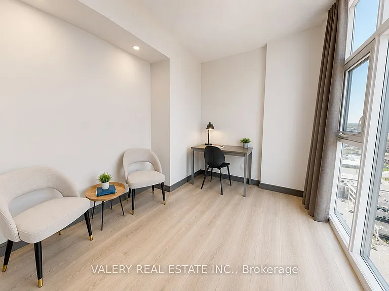 308 King St N #616 — Photo 11