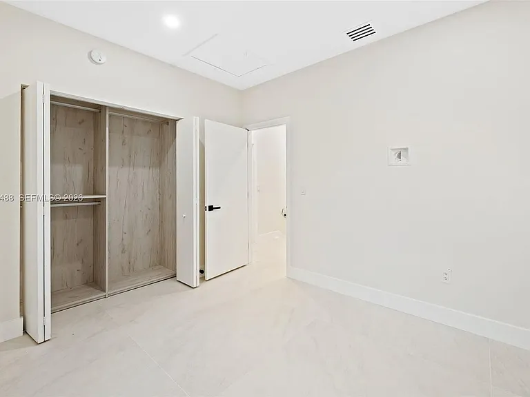 8511 NW 141st Ter #405 — Photo 10