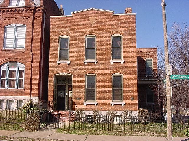 1st image of 2703 Wyoming St