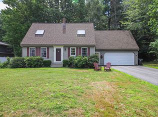 21 Orchard St, Scarborough, ME 04074