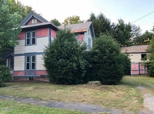 15 Maude St, Pittsfield, MA 01201