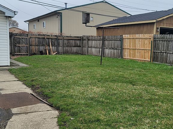 3rd image of 14440 S Harrison Ave