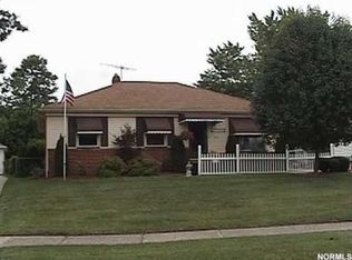 13605 Royal Blvd, Garfield Heights, OH 44125