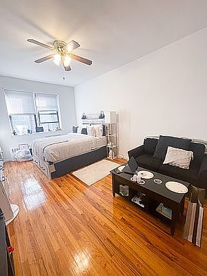 2nd image of 420 E 82nd St APT 4M