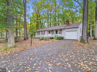 154 Lake Dr, Felton, DE 19943