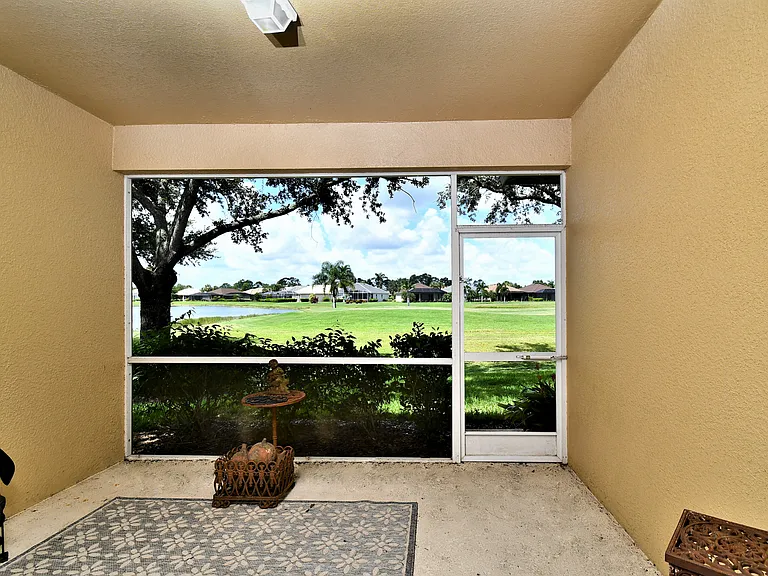 4808 Fairloop Run — Photo 44