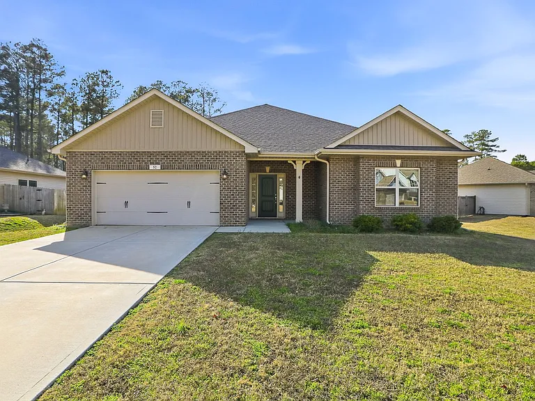 52 Woodwater Cir — Photo 1