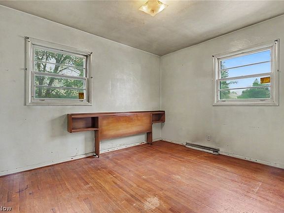 5th image of 520 Sunset Dr
