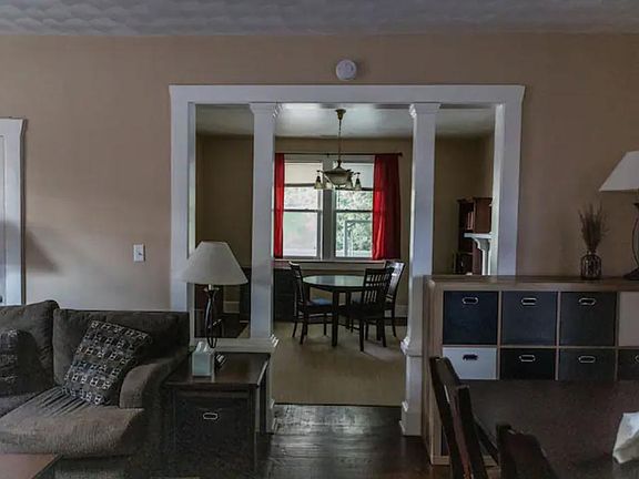 2nd image of 727 Virginia Ave #A