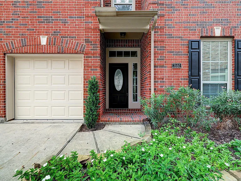 3550 Urban Woods Trl — Photo 3
