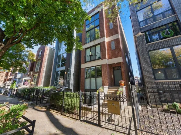 2329 N Leavitt St #3, Chicago, IL 60647