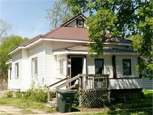 417 Iowa St, Waterloo, IA 50703