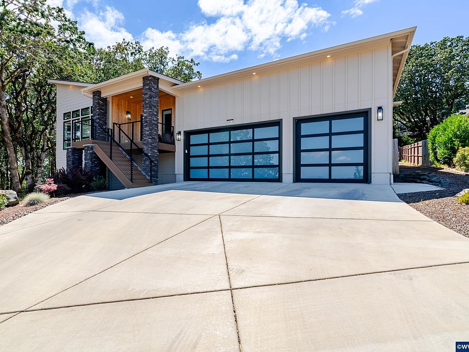 1st image of 2818 SW Wolverine Dr