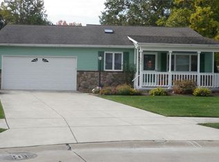 556 Vesely Ct, Eastlake, OH 44095