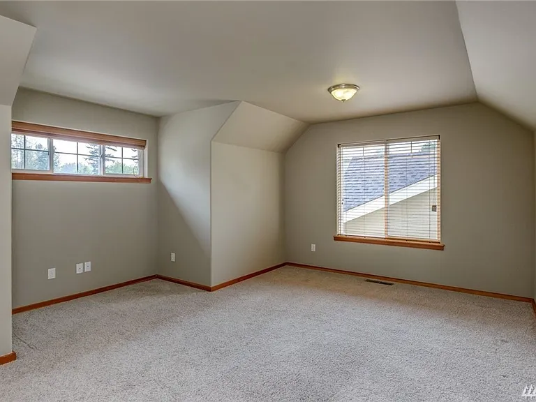 6274 Kona Ct — Photo 16