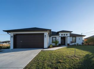 2915 5th St SW, Lehigh Acres, FL 33976