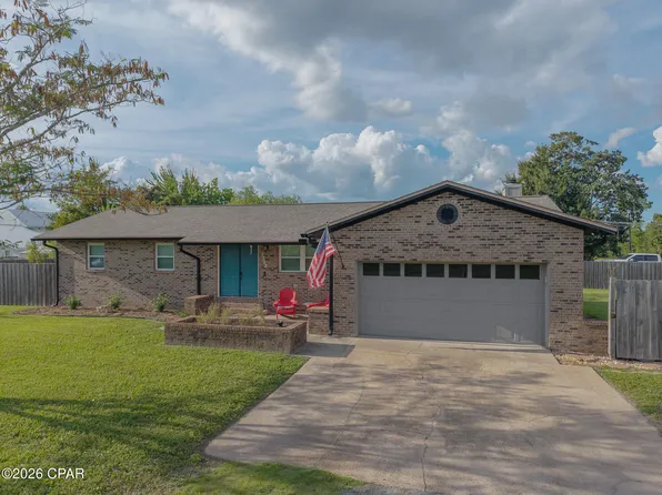 1302 W 12th St, Lynn Haven, FL 32444