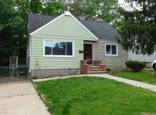 4 Marvin Ave, Somerset, NJ 08873