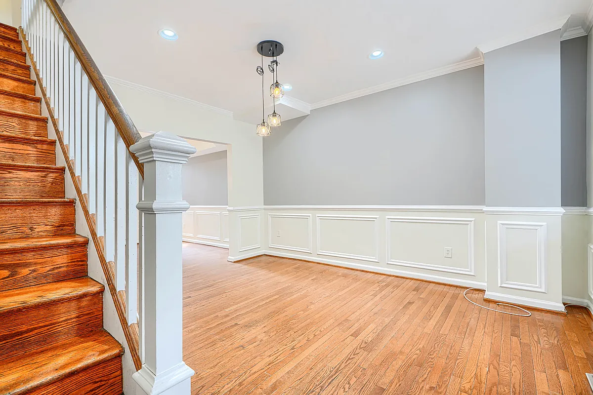 Building Photo - 1305 Gorsuch Ave