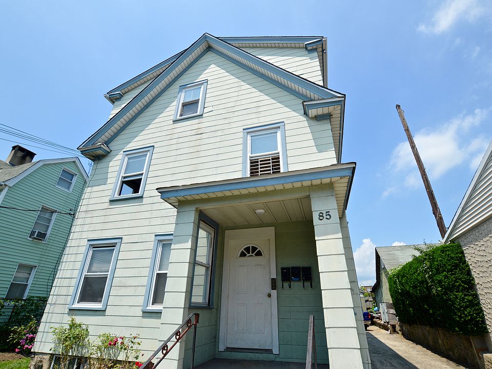 2nd image of 85 Grove Ave