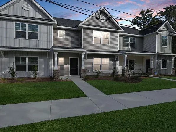 214 Garbon Dr, Summerville, SC 29485