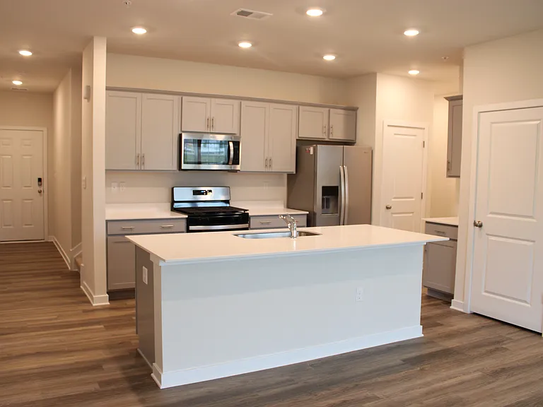1745 Lawder Cir — Photo 4