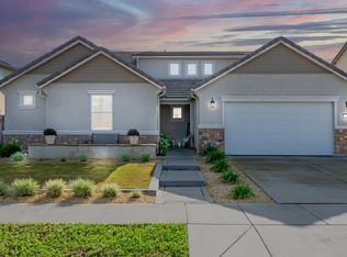 928 Skansen St, Kingsburg, CA 93631