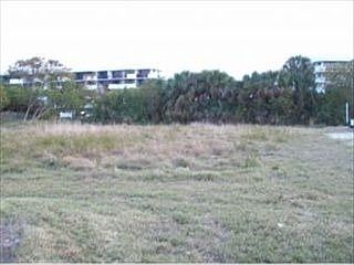 2nd image of 601 Manatee Bay Dr