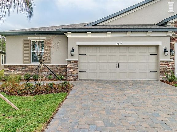 3rd image of 19347 Hawk Valley Dr