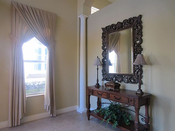 3rd image of 107 SE Santa Gardenia