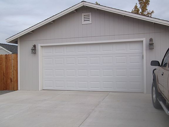 2nd image of 10 Horse Springs Dr