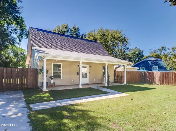 1625 Vine St, Biloxi, MS 39531