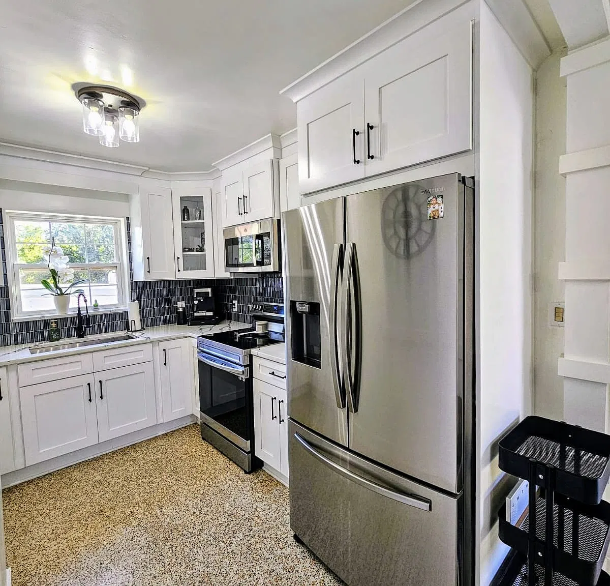 501 Bon Aire Ave — Photo 1