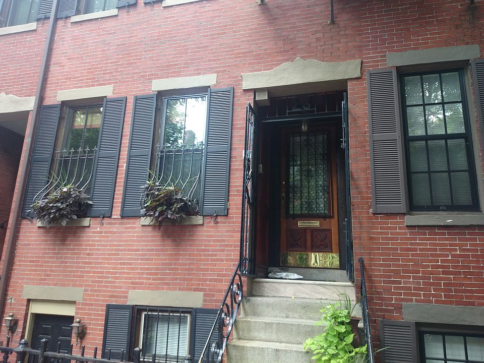 2nd image of 23 Appleton St