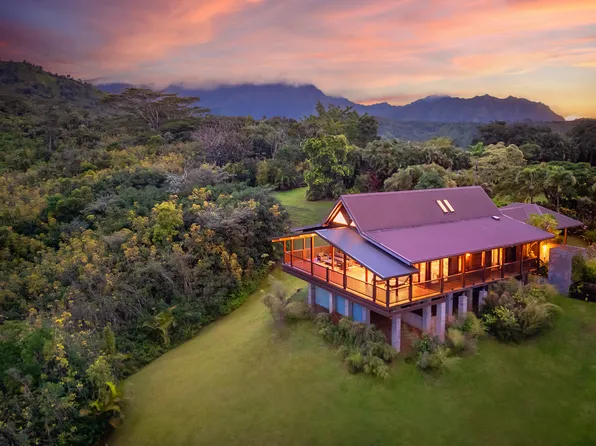 2540C Halaulani Rd, Kilauea, HI 96754