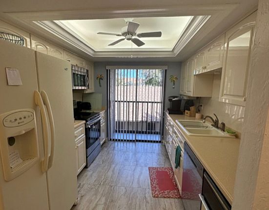 5th image of 528 Retreat Dr