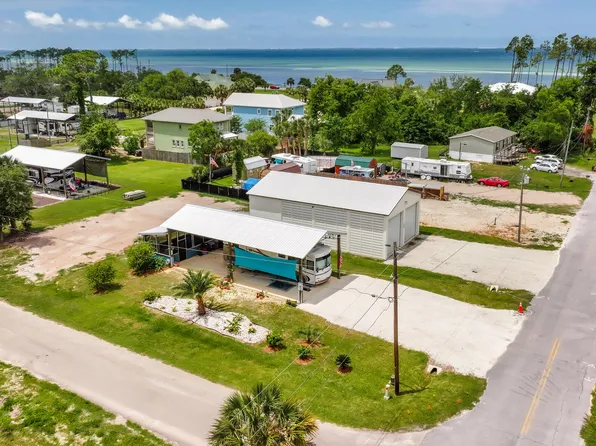 288 Duval St, Port Saint Joe, FL 32456