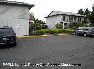 2nd image of 10306 NE Wygant St APT 24