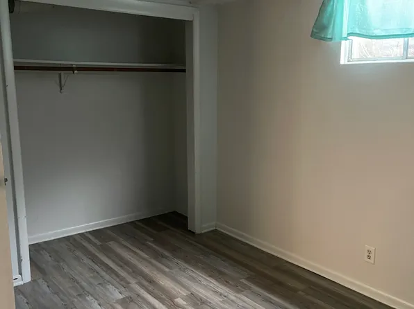 408 S Mulberry St APT 4, Warrensburg, MO 64093